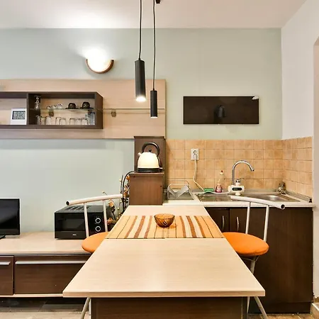 Budget Studio For 2 Nearby Center Varna